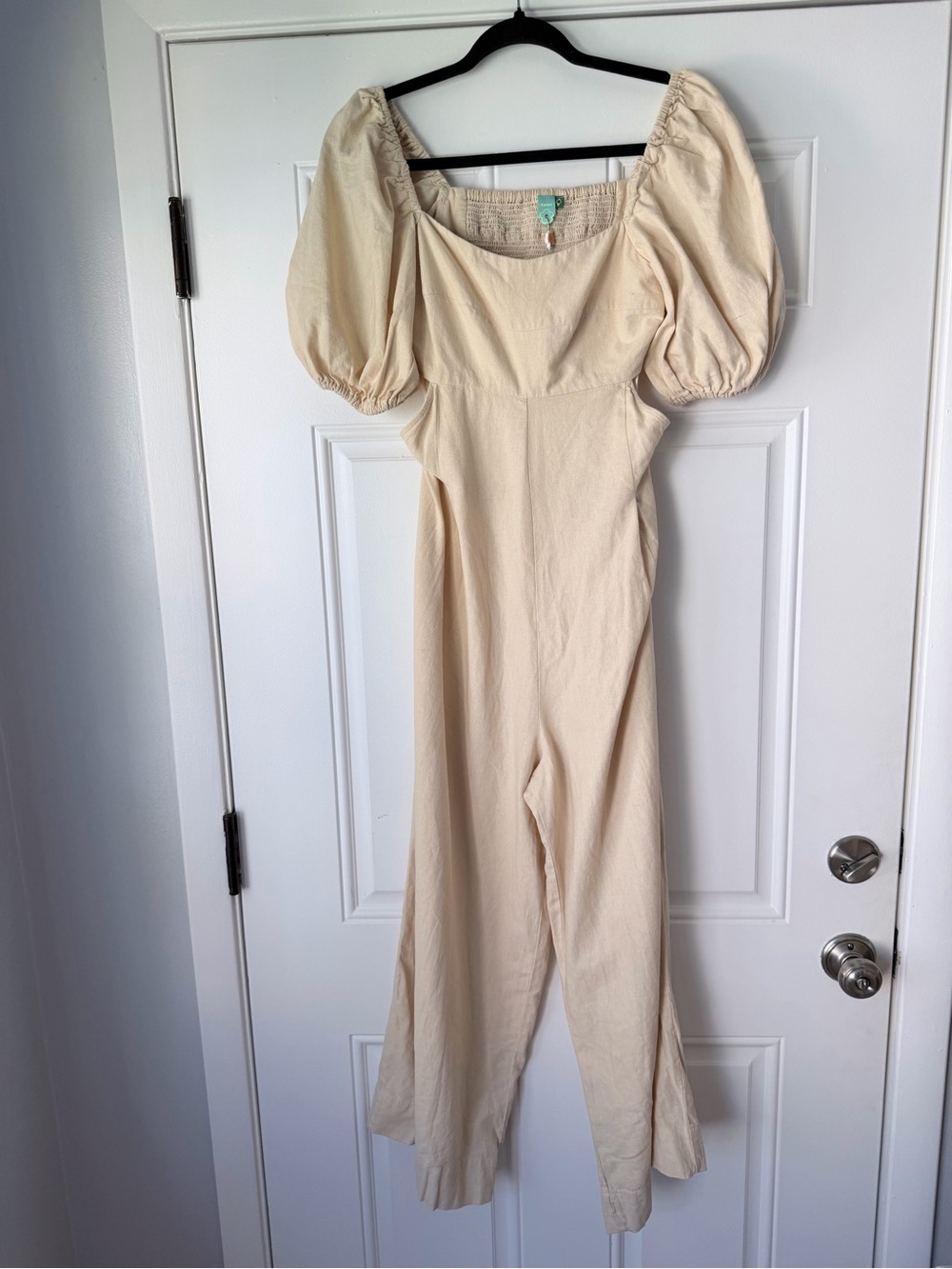 NWT FARM RIO SIZE M MACACAO cropped tan linen blend wide leg cropped jumpsuit
